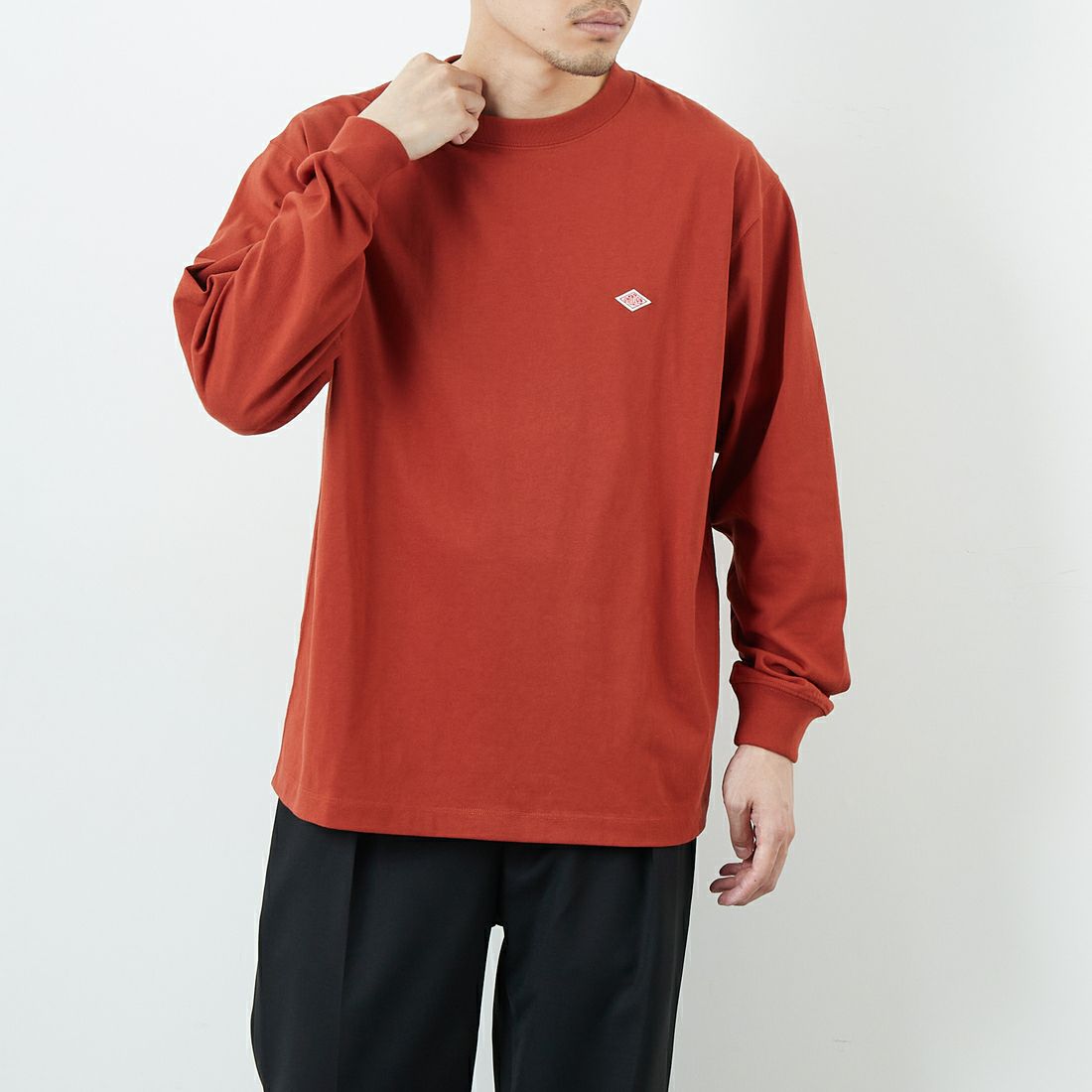 RED&&モデル身長：168cm 着用サイズ：M&&