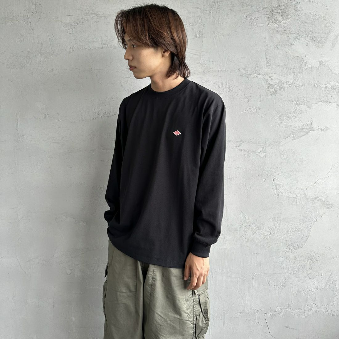 DANTON [ダントン] プレーン ロングスリーブTシャツ [DT-C0200TCB] BLACK&&モデル身長：179cm 着用サイズ：L&&