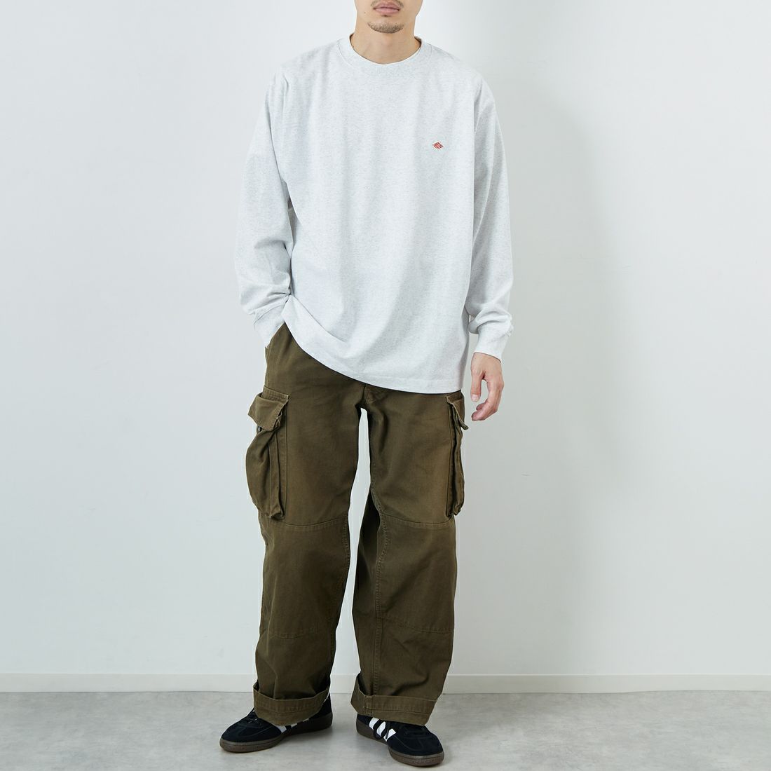 DANTON [ダントン] プレーン ロングスリーブTシャツ [DT-C0200TCB] HEATHER WH &&モデル身長：168cm 着用サイズ：L&&