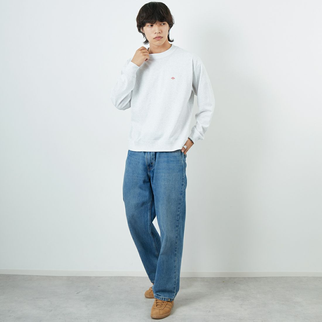 DANTON [ダントン] ソリッド スウェットTシャツ [DT-C0204TCB] HEATHER WH &&モデル身長：179cm 着用サイズ：M&&