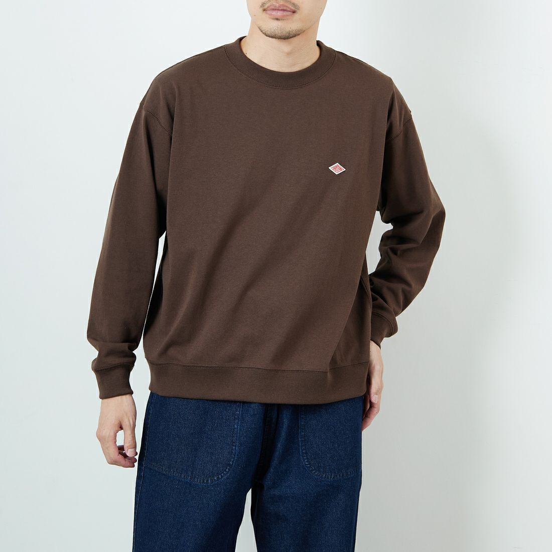 DANTON [ダントン] ソリッド スウェットTシャツ [DT-C0204TCB] DARK BROWN &&モデル身長：168cm 着用サイズ：S&&