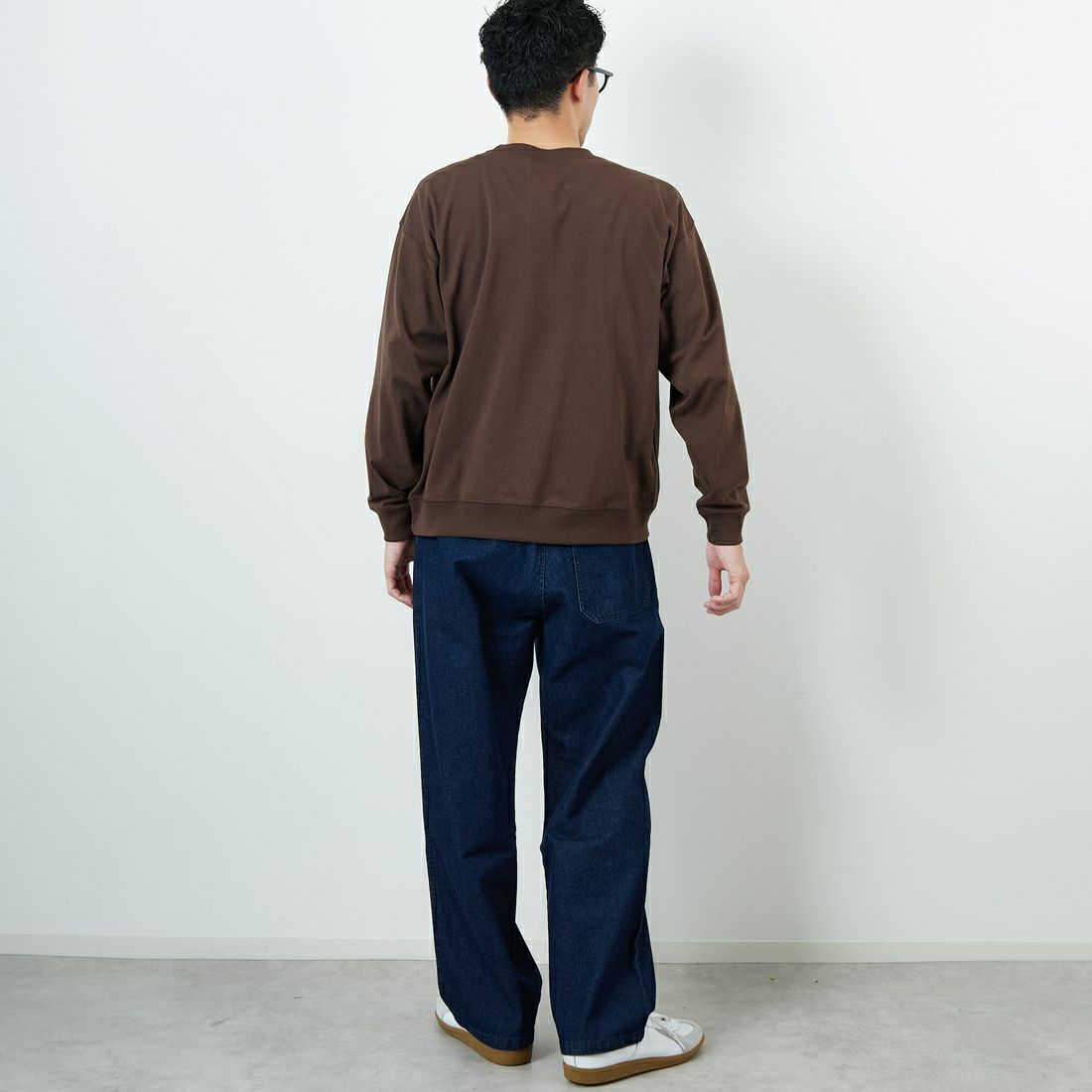 DANTON [ダントン] ソリッド スウェットTシャツ [DT-C0204TCB] DARK BROWN &&モデル身長：168cm 着用サイズ：S&&