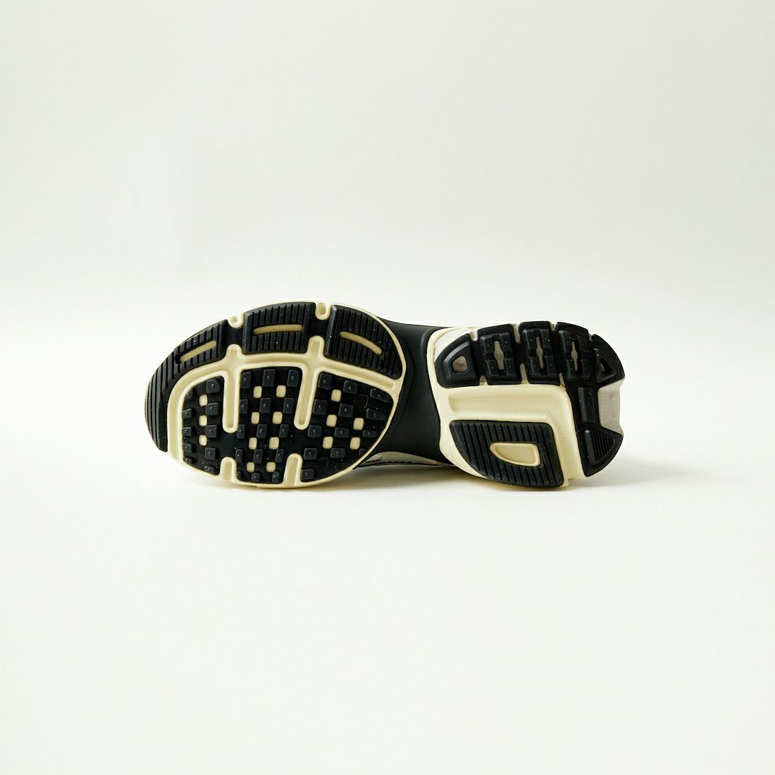 NIKE [ナイキ] ウィメンズ V2K ラン [FD0736] 100 ｻﾐｯﾄﾎﾜ