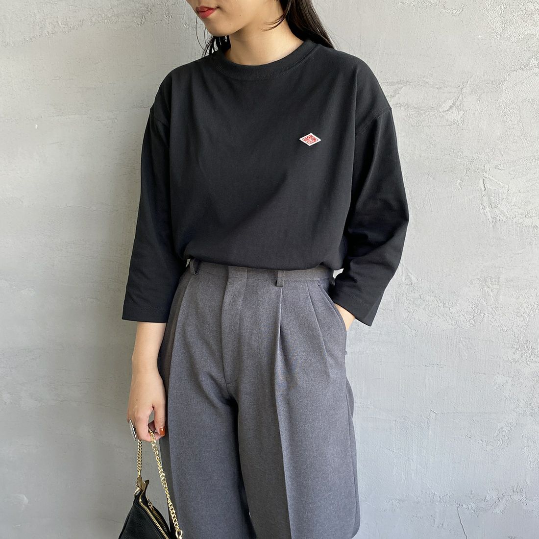 DANTON [ダントン] ソリッド クルーネックプルオーバー [DT-C0131TCB] BLACK &&モデル身長：156cm 着用サイズ：S&&