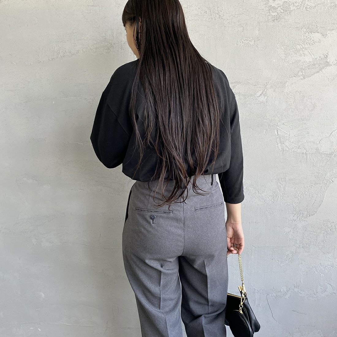 DANTON [ダントン] ソリッド クルーネックプルオーバー [DT-C0131TCB] BLACK &&モデル身長：156cm 着用サイズ：S&&