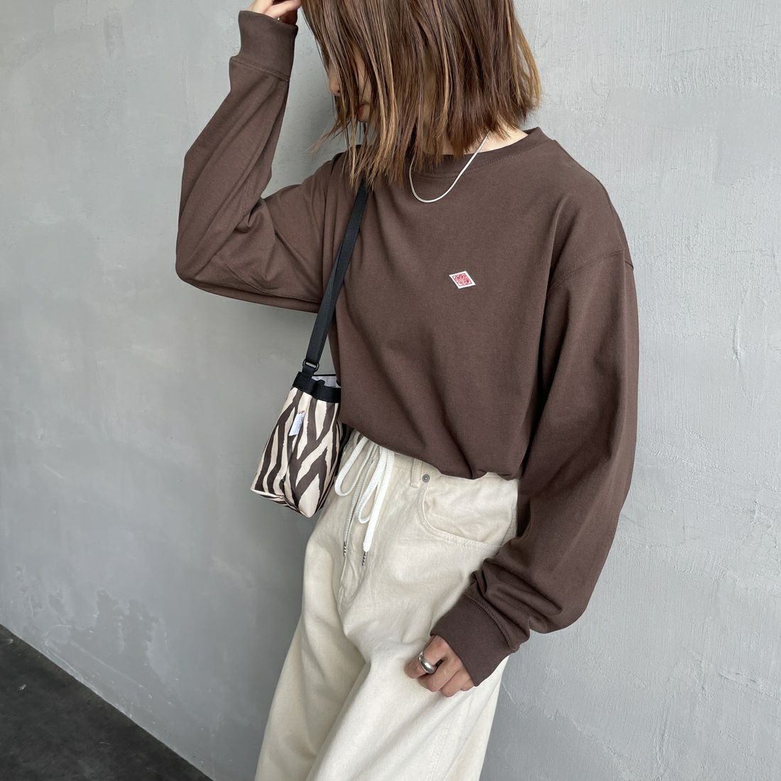 DARK BROWN&&モデル身長：158cm 着用サイズ：S&&