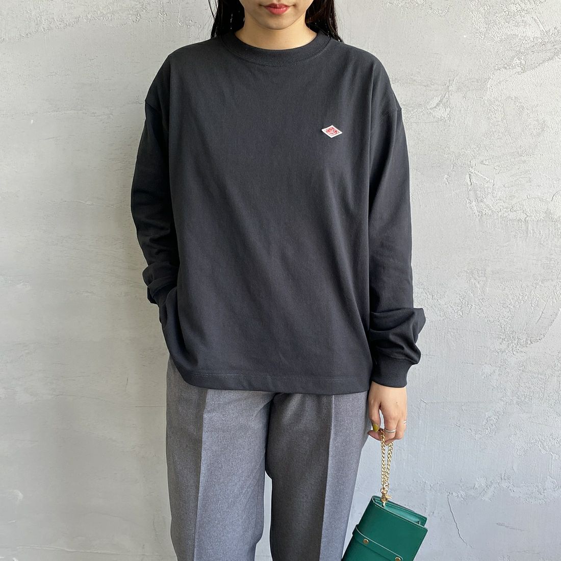DANTON [ダントン] ソリッド ロングスリーブTシャツ [DT-C0269TCB] BLACK&&モデル身長：156cm 着用サイズ：S&&