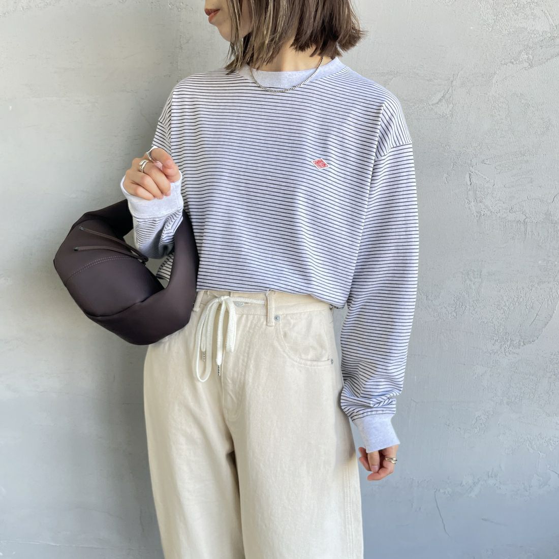 H.WH/CHARC&&モデル身長：158cm 着用サイズ：S&&