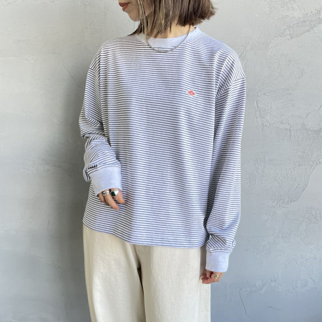 DANTON [ダントン] ロングスリーブTシャツ ボーダー [DT-C0269TCB] H.WH/CHARC &&モデル身長：158cm 着用サイズ：S&&