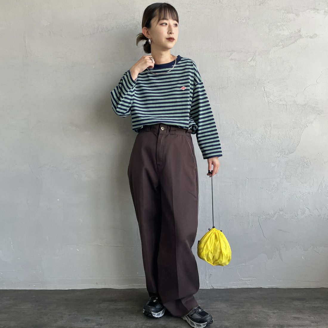 DANTON [ダントン] ストライプ クルーネックプルオーバー [DT-C0131TCB] NVY/GRN MT &&モデル身長：150cm 着用サイズ：S&&