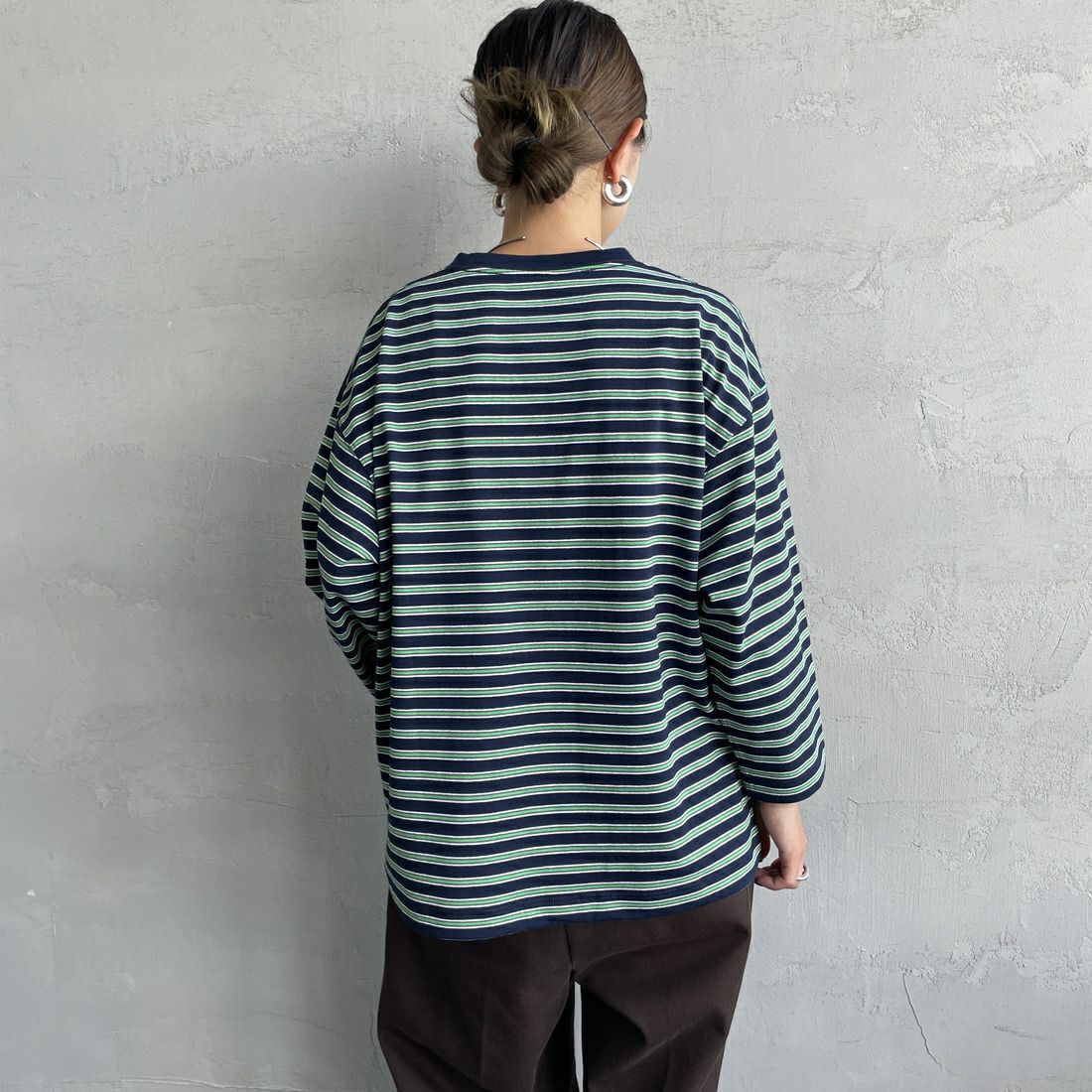 DANTON [ダントン] ストライプ クルーネックプルオーバー [DT-C0131TCB] NVY/GRN MT &&モデル身長：150cm 着用サイズ：S&&