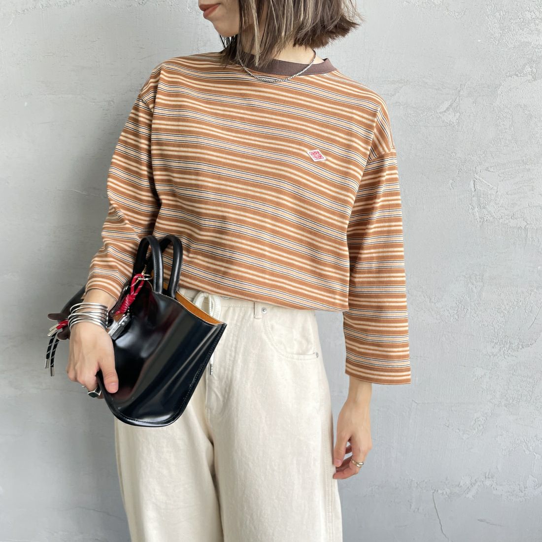 DANTON [ダントン] ストライプ クルーネックプルオーバー [DT-C0131TCB] BRN/ORG MT &&モデル身長：158cm 着用サイズ：S&&