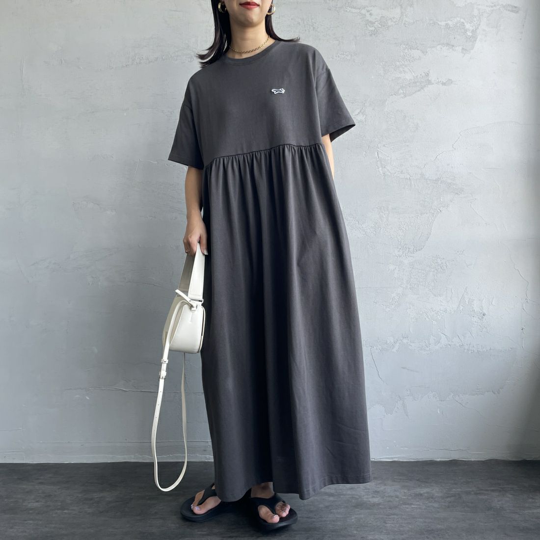 THE FOX [ザフォックス] 別注 ウエスト切り替え マキシ丈ギャザーワンピース [JF24SS-07-JF] ｽﾐｸﾛ &&モデル身長：163cm 着用サイズ：M&&