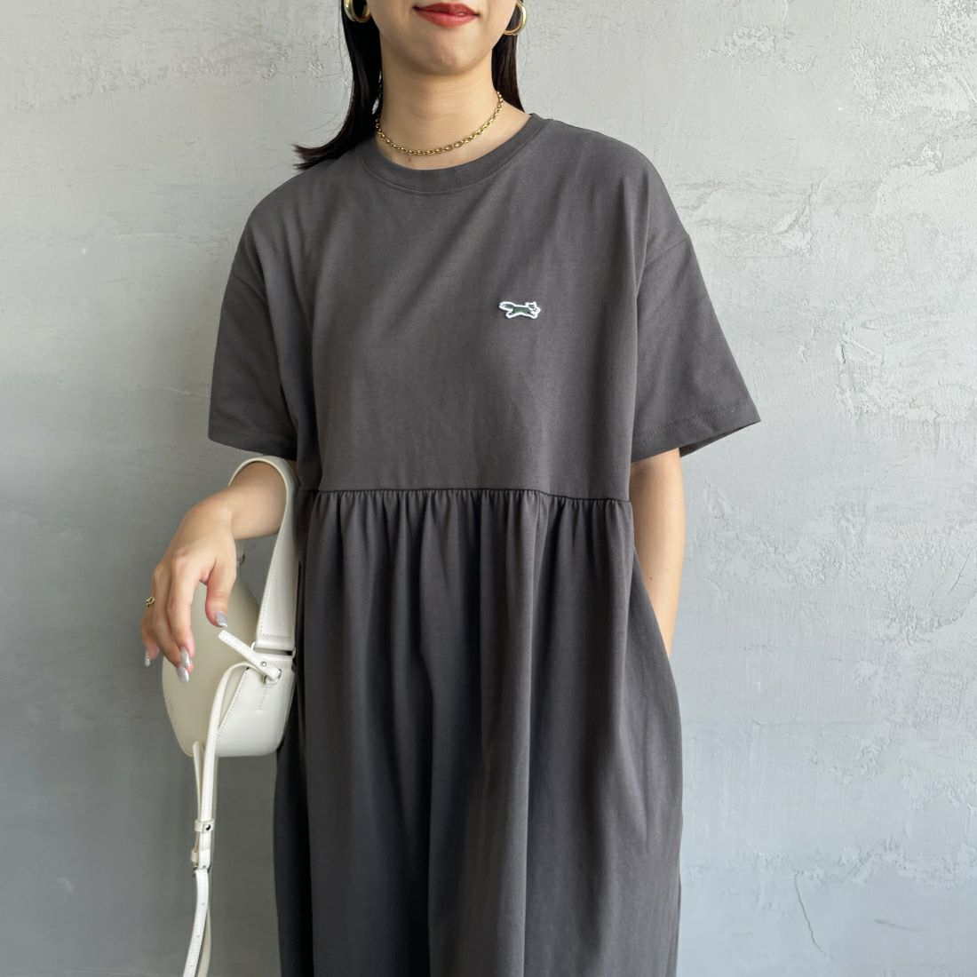 THE FOX [ザフォックス] 別注 ウエスト切り替え マキシ丈ギャザーワンピース [JF24SS-07-JF] ｽﾐｸﾛ &&モデル身長：163cm 着用サイズ：M&&