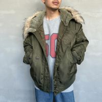 KHAKI&&モデル身長：168cm 着用サイズ：L&&