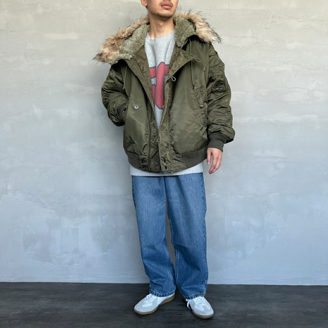 MILITARY [ミリタリー] 別注 N-2B オーバーサイズフライトジャケット [T-24789002-JF] KHAKI &&モデル身長：168cm 着用サイズ：L&&