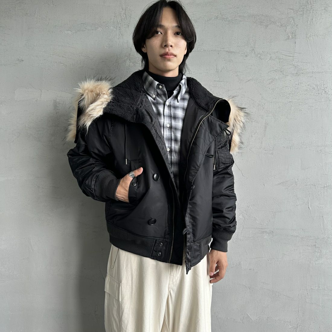 MILITARY [ミリタリー] 別注 N-2B オーバーサイズフライトジャケット [T-24789002-JF] BLACK &&モデル身長：179cm 着用サイズ：M&&