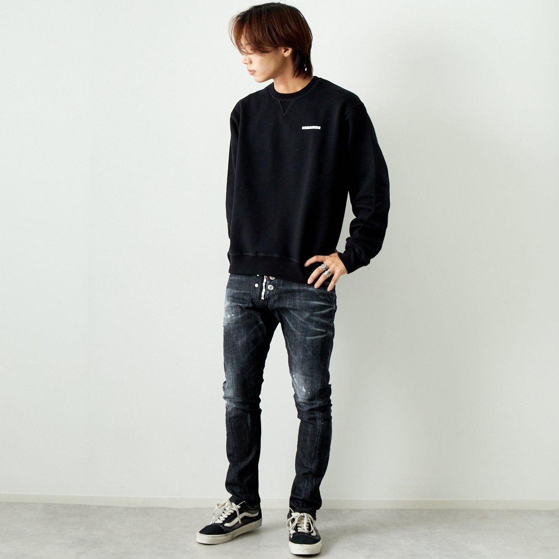 定価9.7万 DSQUARED2セクシーツイストデニム 44 Tシャツ グッチ - pos 
