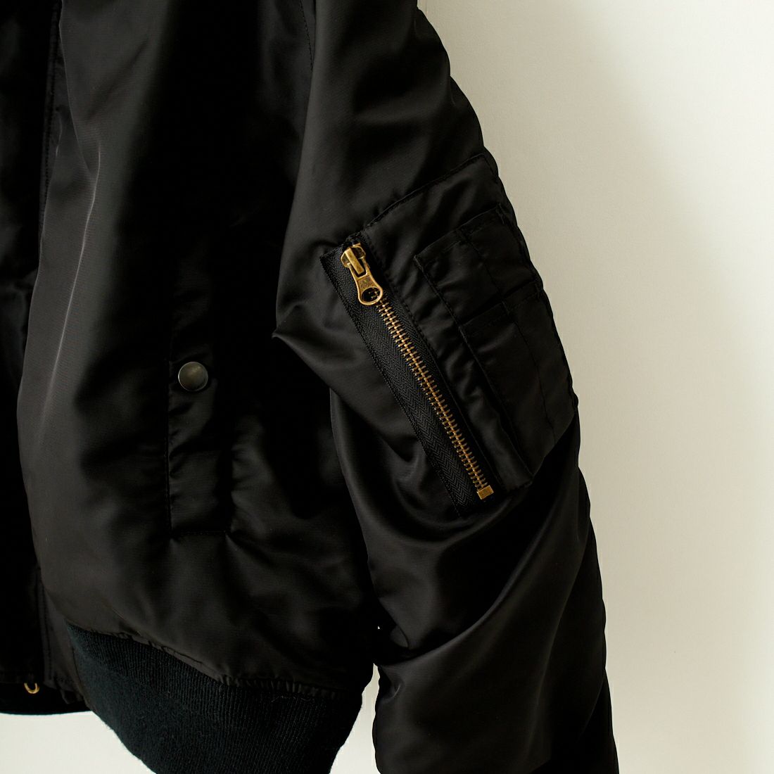 MILITARY [ミリタリー] 別注 N-2B オーバーサイズフライトジャケット [T-24789002-JF] BLACK