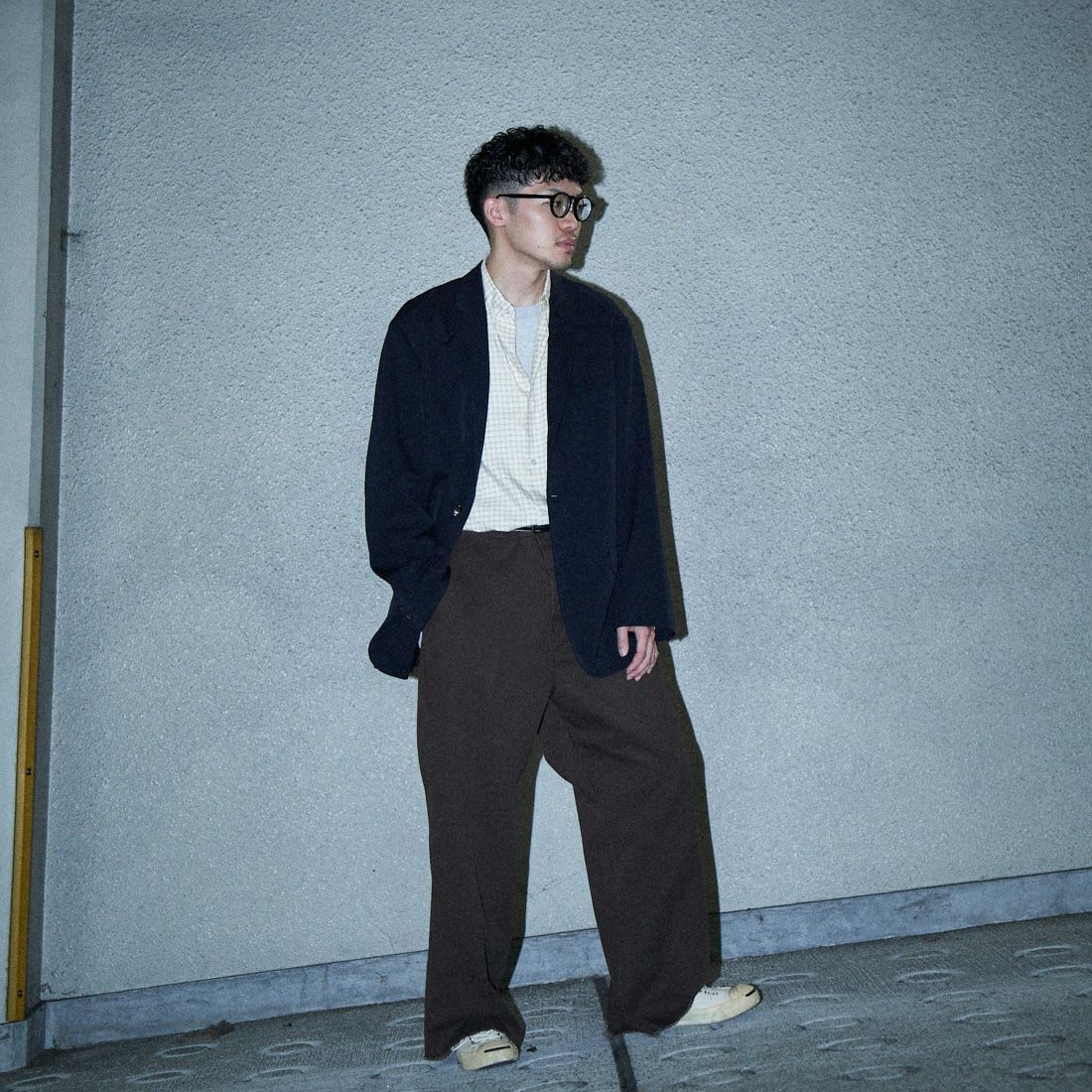 Dickies [ディッキーズ] 別注 ヴィンテージワークパンツ [243M40IN01-JF] DB DARK BR &&モデル身長：168cm 着用サイズ：XL&&