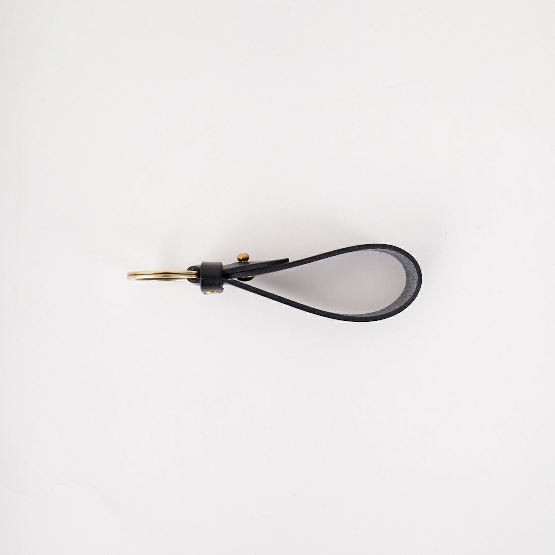 IL BISONTE [イルビゾンテ] レザーキーリング [5472305390] 35 ﾌﾞﾗｯｸ