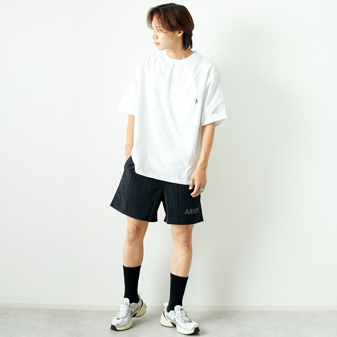 THRIFTY LOOK [スリフティールック] 別注 アーミーショーツ [NSV-505-JF] ﾌﾞﾗｯｸ &&モデル身長：179cm 着用サイズ：M&&