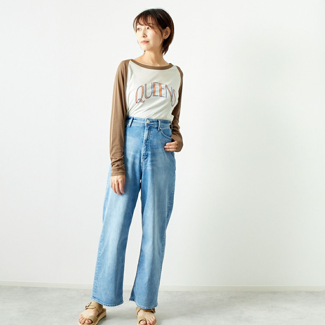 St.Johns 3rd club [セントジョンズサードクラブ] QUEENS シアーTシャツ [SJ24-13] OFF/TAUPE &&モデル身長：167cm 着用サイズ：F&&