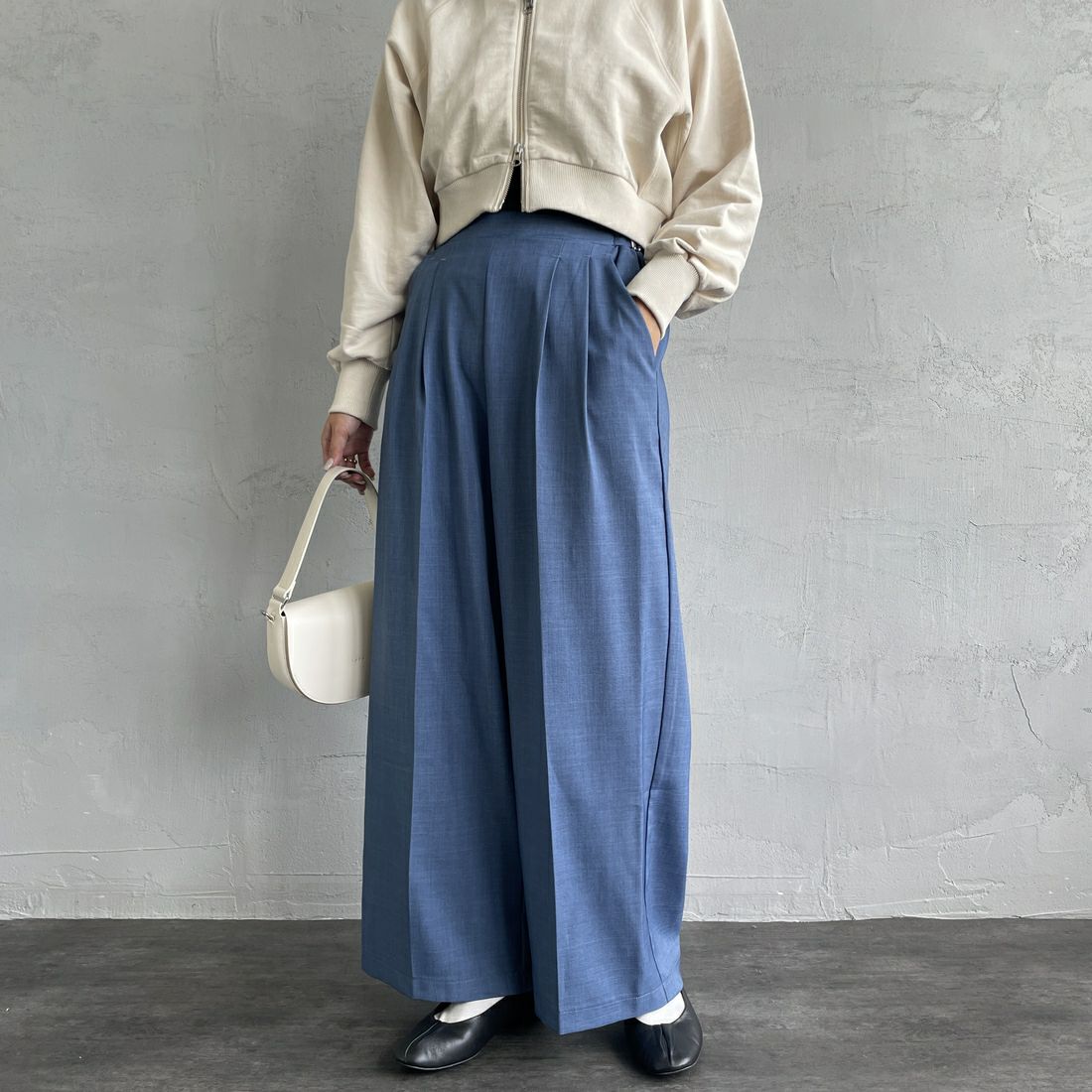 12 BLUE&&モデル身長：163cm 着用サイズ：S&&