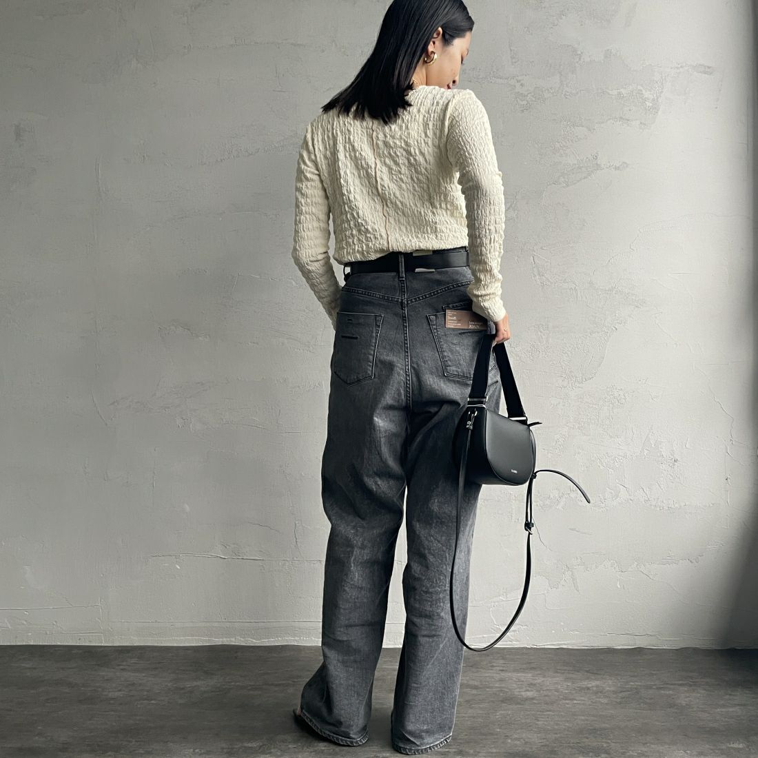 By/m [バイエム] 2WAYシャーリングカットソー [24132018] 02 OFF &&モデル身長：163cm 着用サイズ：F&&