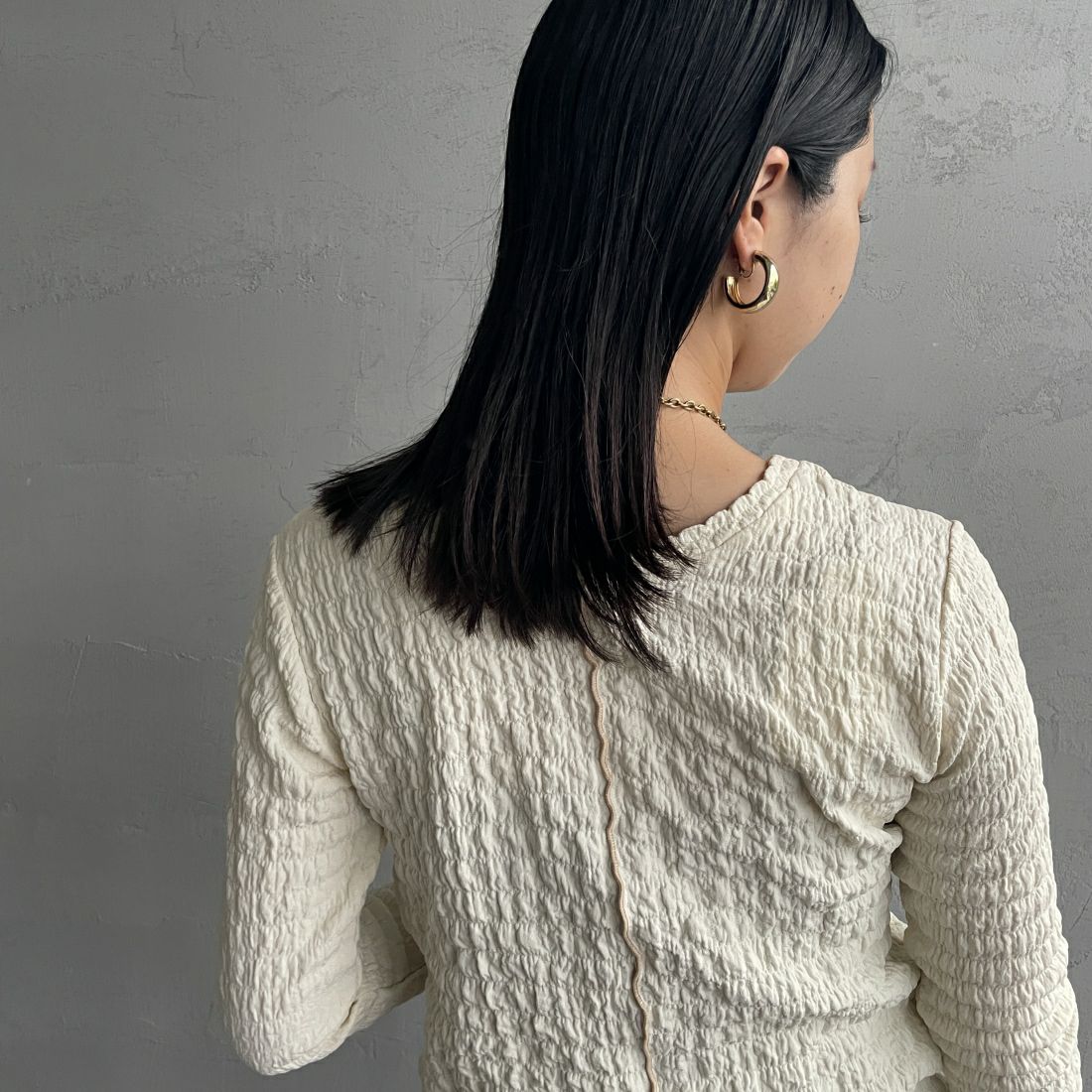 By/m [バイエム] 2WAYシャーリングカットソー [24132018] 02 OFF &&モデル身長：163cm 着用サイズ：F&&