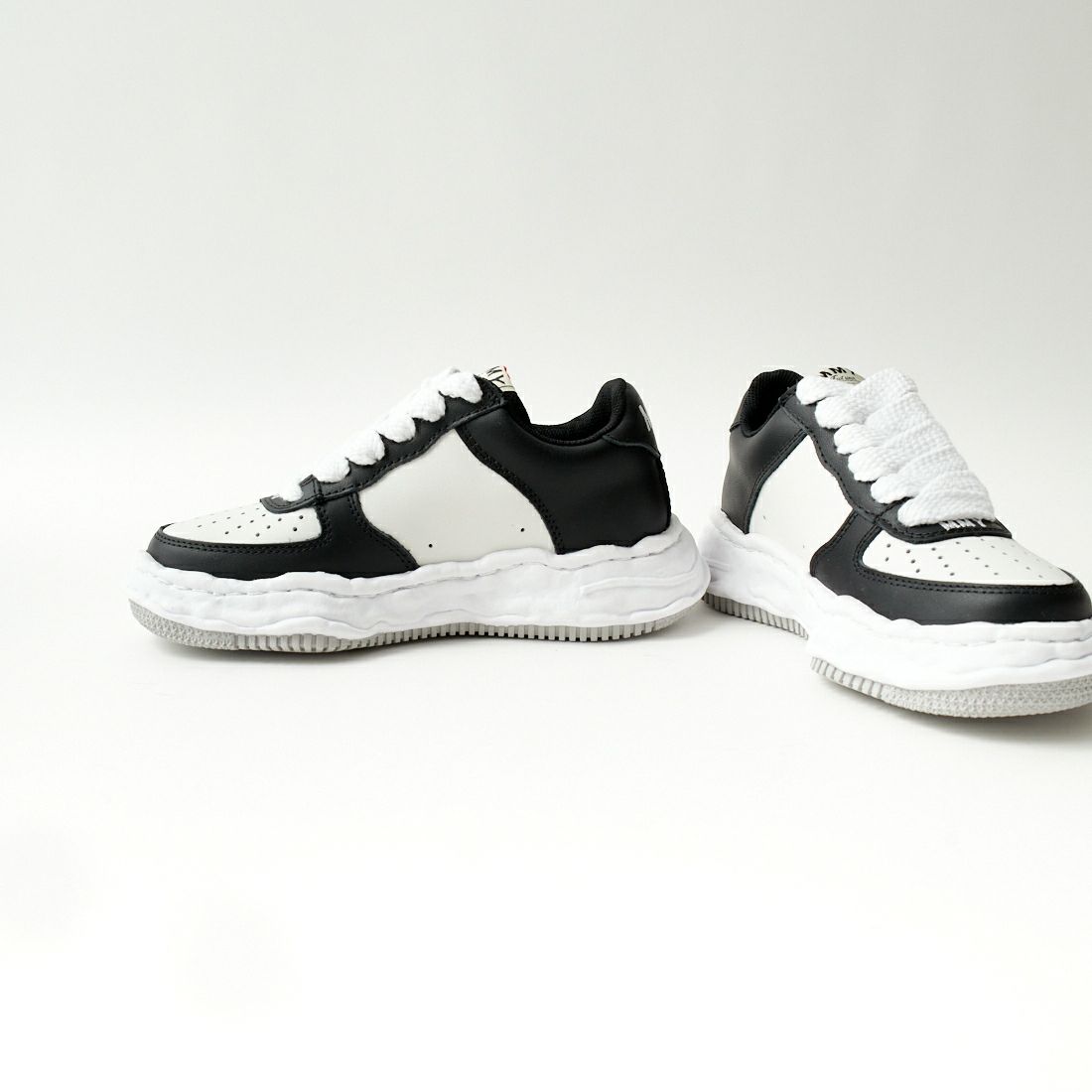 Maison MIHARA YASUHIRO [メゾン ミハラヤスヒロ] WAYNE ローカットスニーカー [A08FW706] BLK/WHT