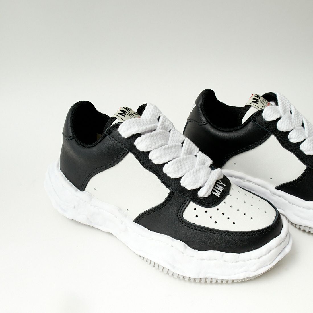 Maison MIHARA YASUHIRO [メゾン ミハラヤスヒロ] WAYNE ローカットスニーカー [A08FW706] BLK/WHT