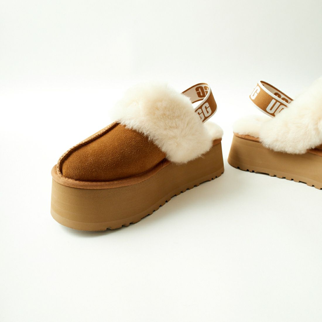 UGG [アグ] ファンケット [1113474] CHESTNUT