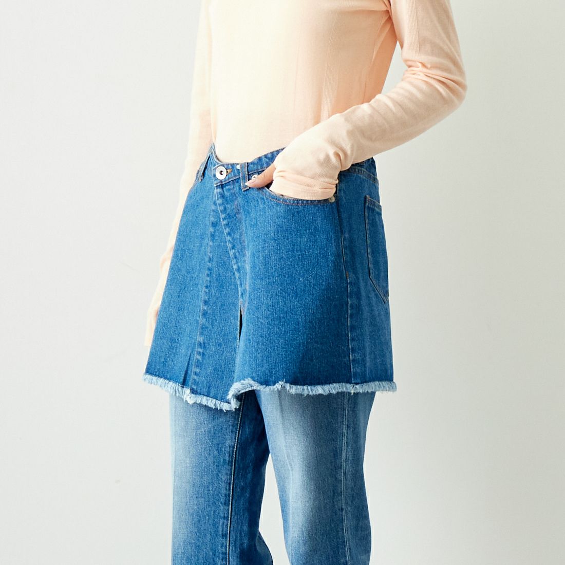 Jeans Factory Clothes [ジーンズファクトリークローズ] 2WAY デニムスカート [UDW242-2700] BLUE &&モデル身長：167cm 着用サイズ：F&&