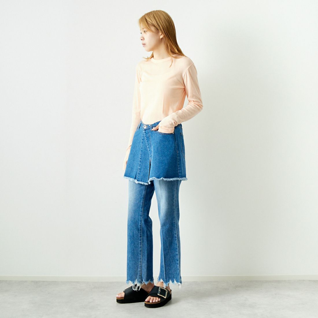 Jeans Factory Clothes [ジーンズファクトリークローズ] 2WAY デニムスカート [UDW242-2700] BLUE &&モデル身長：167cm 着用サイズ：F&&