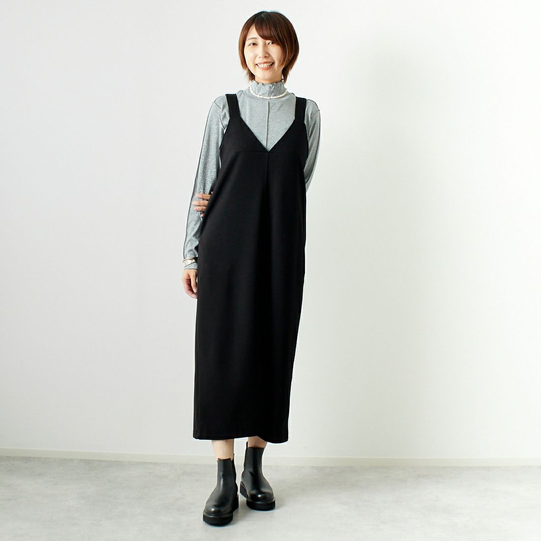 Maison de L'allure [メゾン ドゥ ラリュール] 2WAYタックスリットジャンスカ [M24132009] 09 BLACK &&モデル身長：167cm 着用サイズ：F&&