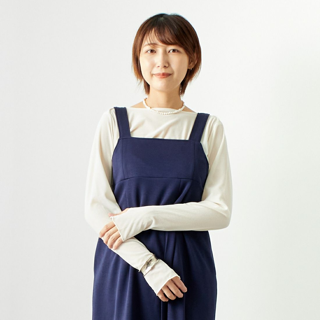 Maison de L'allure [メゾン ドゥ ラリュール] 2WAYタックスリットジャンスカ [M24132009] 16 NAVY &&モデル身長：167cm 着用サイズ：F&&