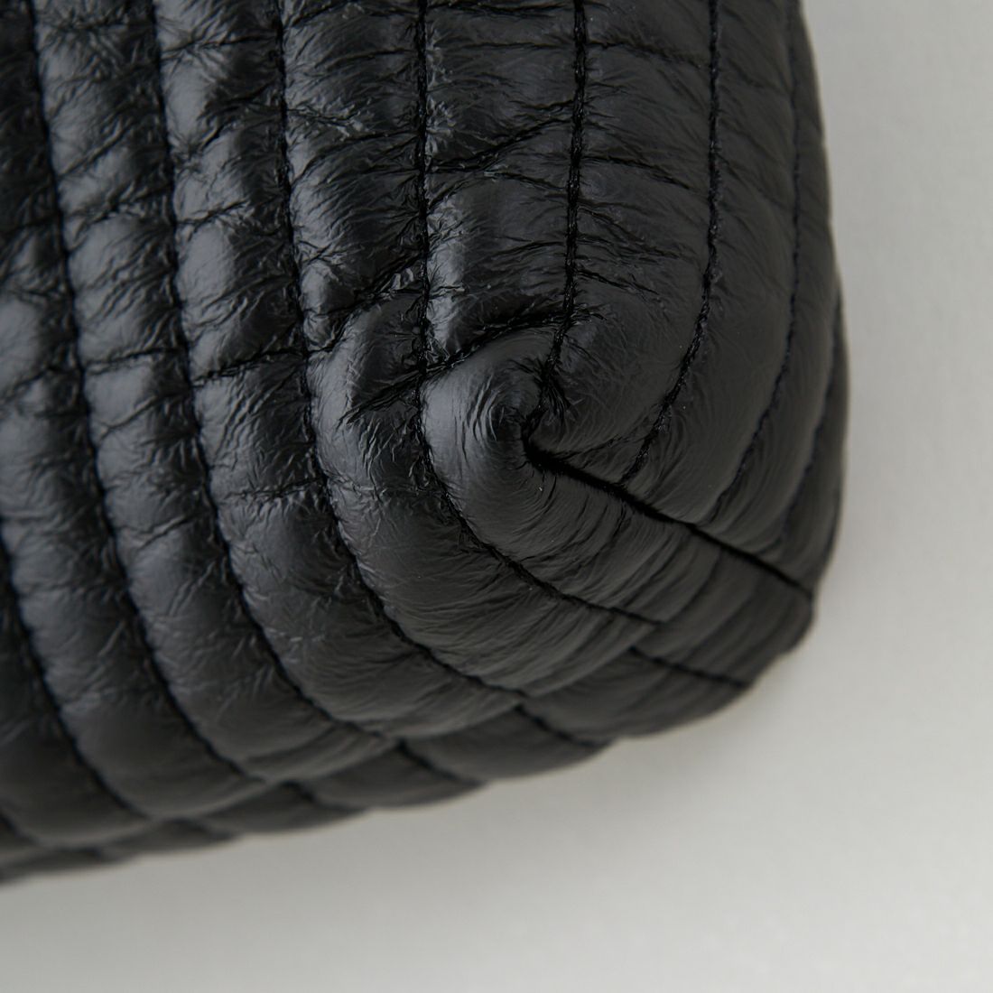 CACHELLIE [カシェリエ] トライアングル ステッチトート [C8507] BLACK