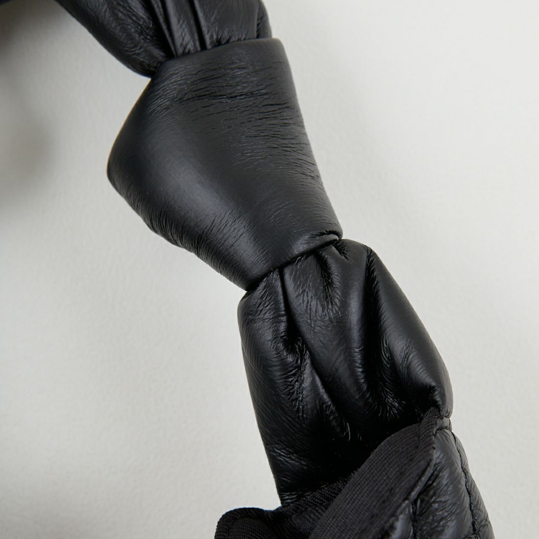 CACHELLIE [カシェリエ] トライアングル ステッチトート [C8507] BLACK