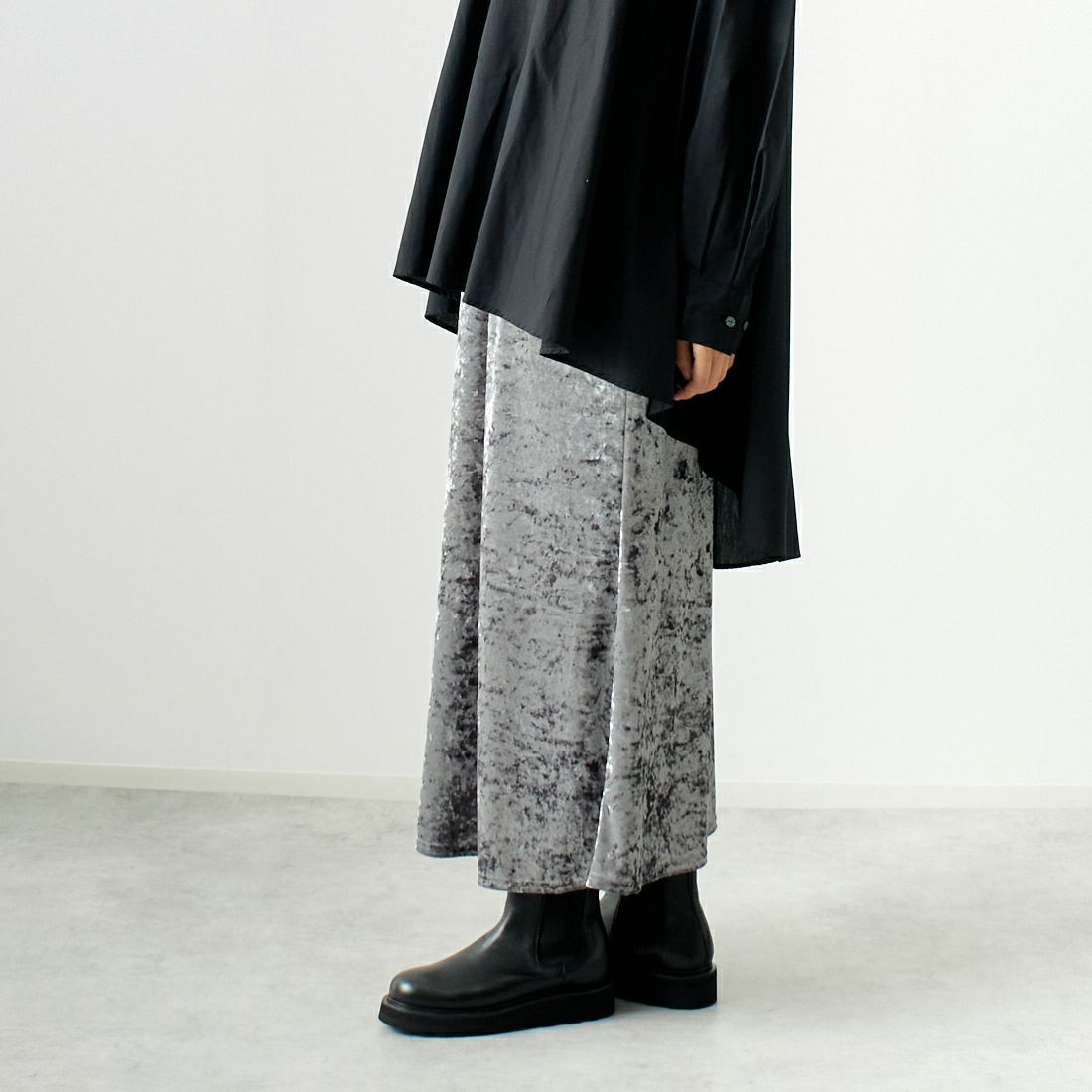 CLOCHE [クロシェ] クラッシュベロアスカート [45286527] ﾁｬｺｰﾙ &&モデル身長：167cm 着用サイズ：2&&