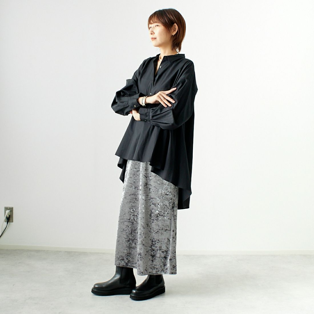 CLOCHE [クロシェ] クラッシュベロアスカート [45286527] ﾁｬｺｰﾙ &&モデル身長：167cm 着用サイズ：2&&