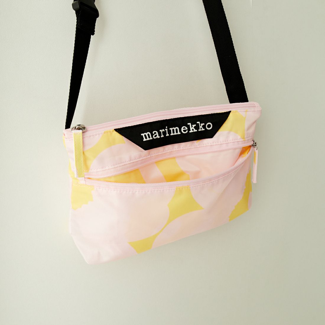 marimekko [マリメッコ] Neat Crossbody Unikko S ショルダーバッグ [52244-2-93401] 70 ﾋﾟﾝｸ