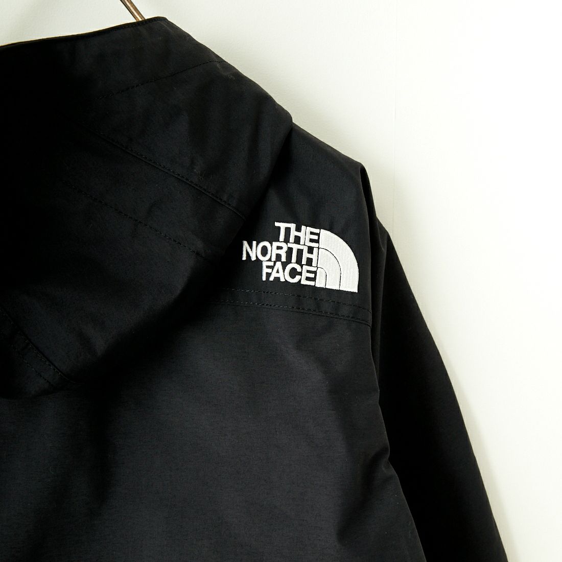 THE NORTH FACE [ザ ノースフェイス] マウンテンライトジャケット [NP62450] K
