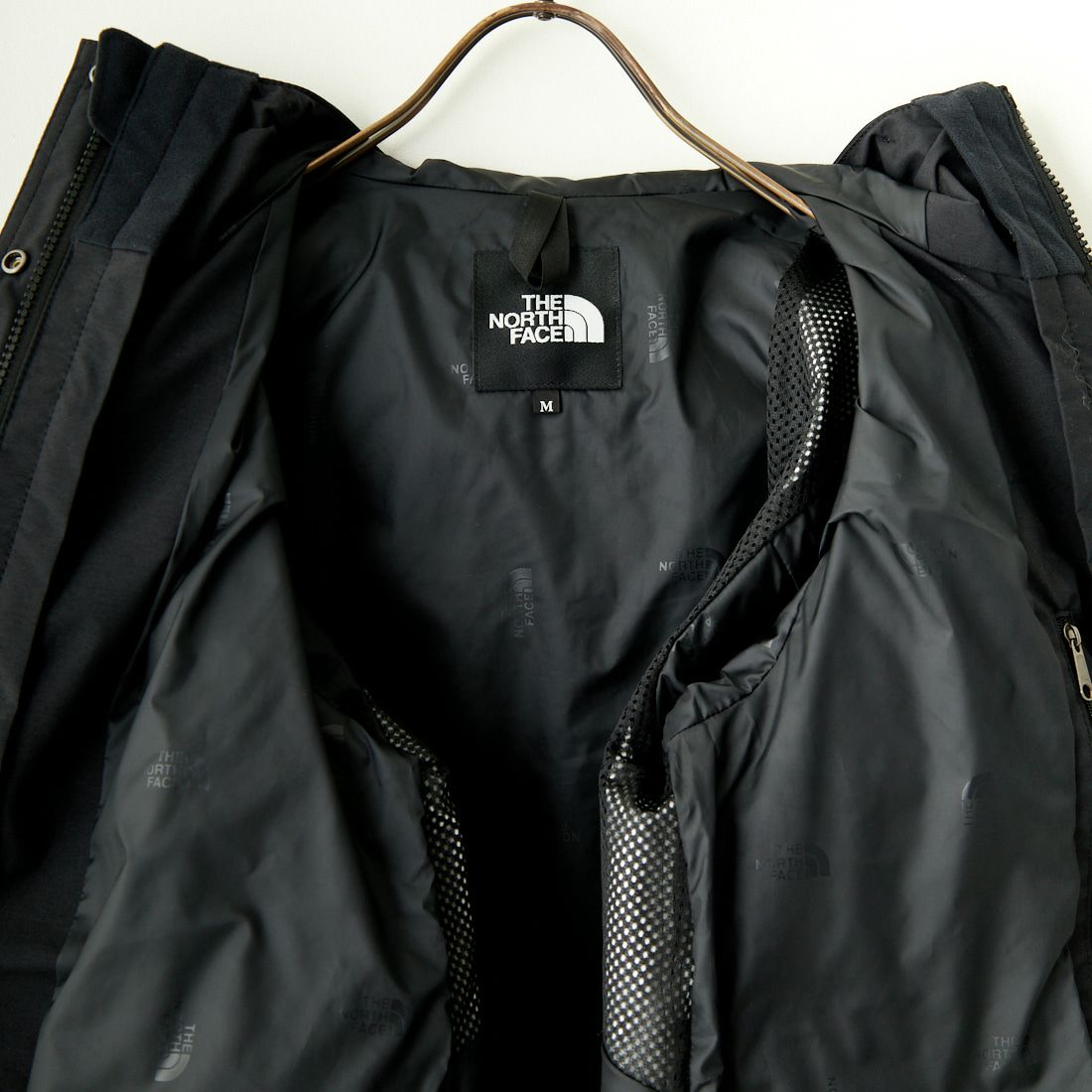 THE NORTH FACE [ザ ノースフェイス] マウンテンライトジャケット [NP62450] K