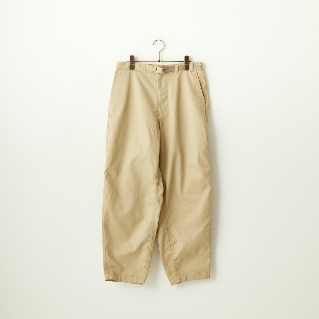 BE BEIGE