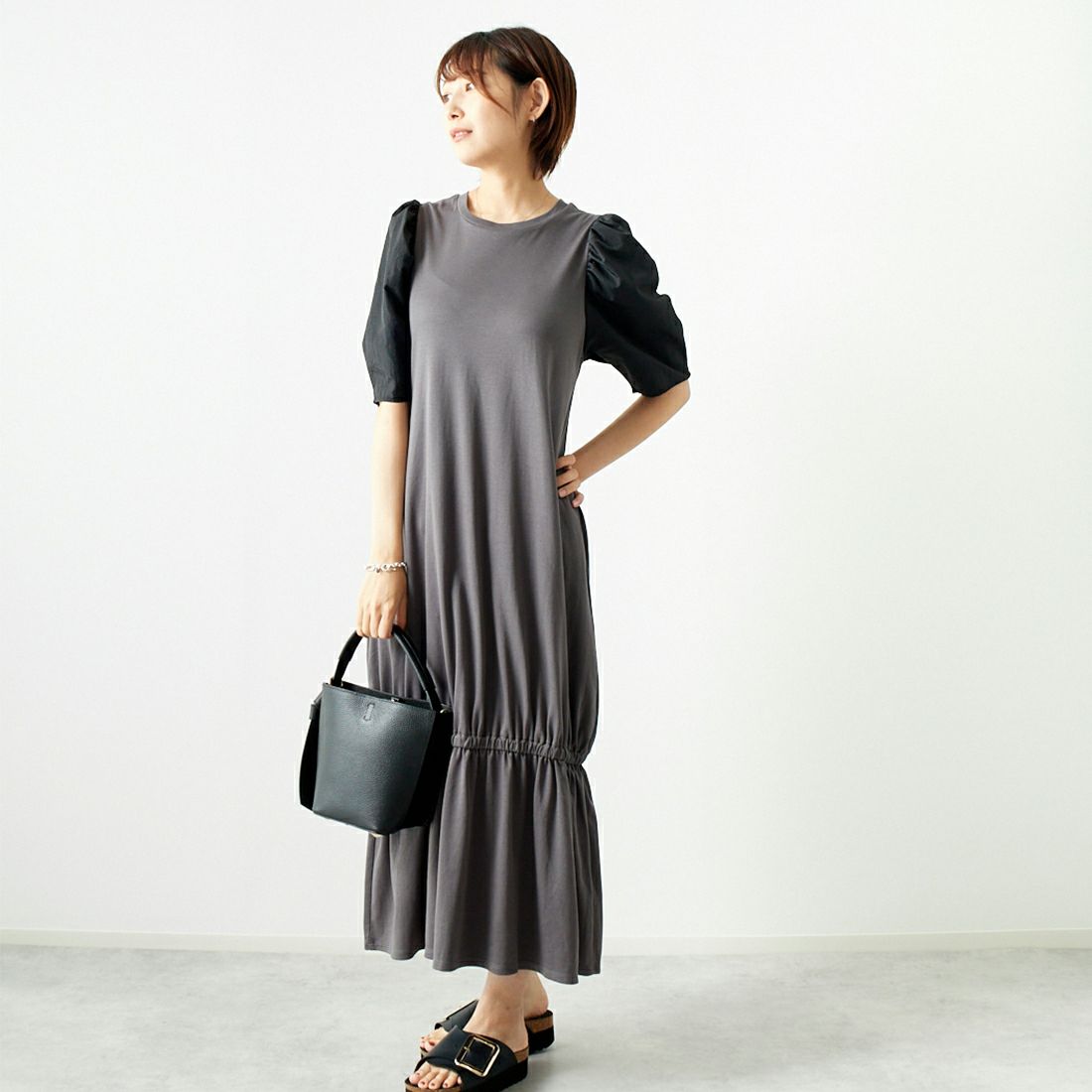 Jeans Factory Clothes [ジーンズファクトリークローズ] スムースタフタスリーブカットワンピース [7445328] C.GRAY &&モデル身長：167cm 着用サイズ：F&&