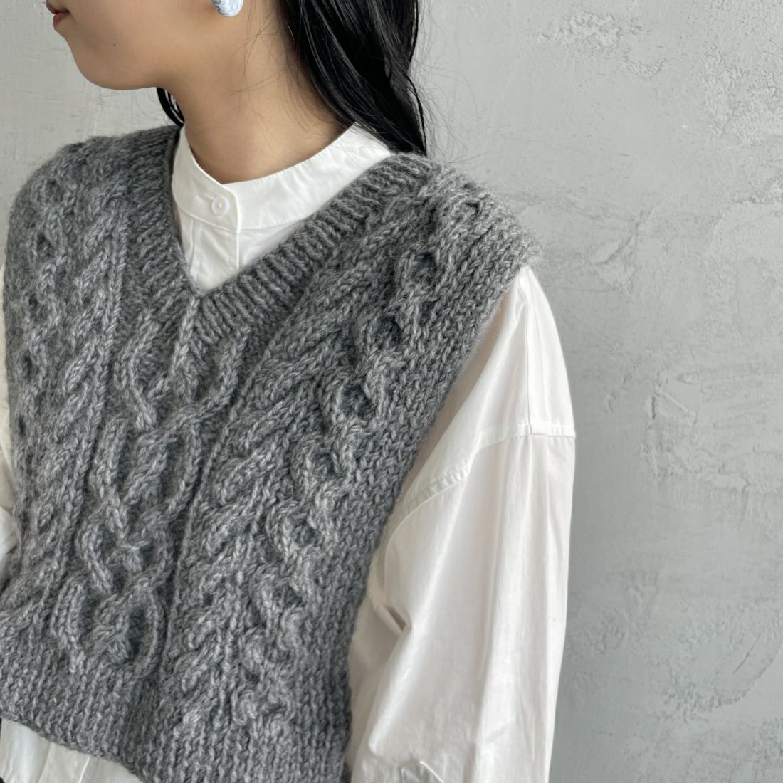 NEPAL HAND KNIT [ネパールハンドニット] 別注 ハンドニット サイドリボンベスト [NHK-DW-24FW3IN-JF] GRAY