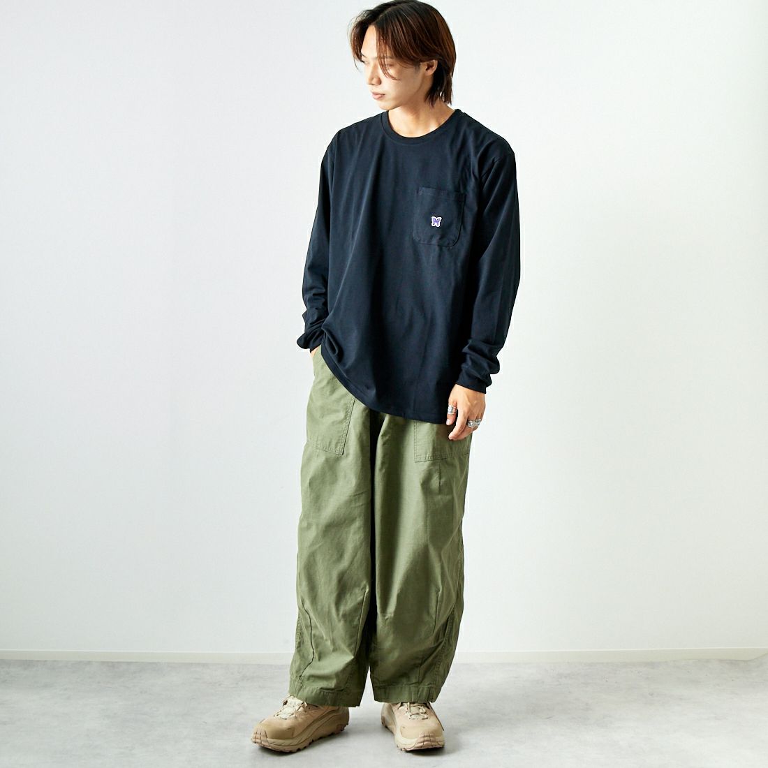 Needles [ニードルズ] ファティーグ ヒザデルパンツ [PU246] A OLIVE &&モデル身長：179cm 着用サイズ：XS&&