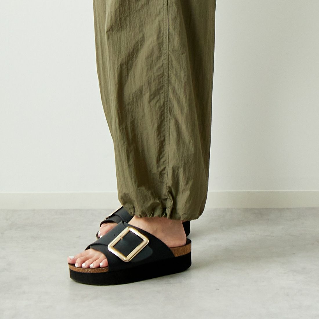 MICA&DEAL [マイカアンドディール] パラシュートパンツ [0124303186] KHAKI