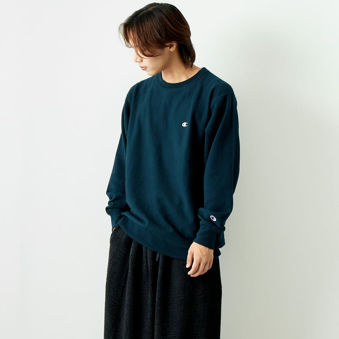 Champion [チャンピオン] リバースウィーブ(R) クルーネックスウェットシャツ [C3-Y031] 370 ﾈｲﾋﾞｰ &&モデル身長：179cm 着用サイズ：XL&&